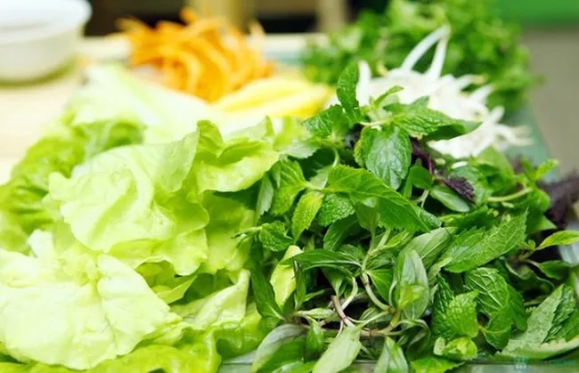 Rau sống - "Linh hồn" tươi mát của tô phở