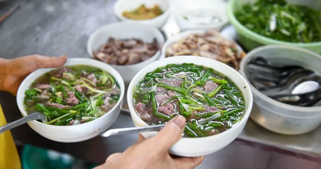 Phở - Cung cấp năng lượng và dưỡng chất cần thiết cho buổi sáng